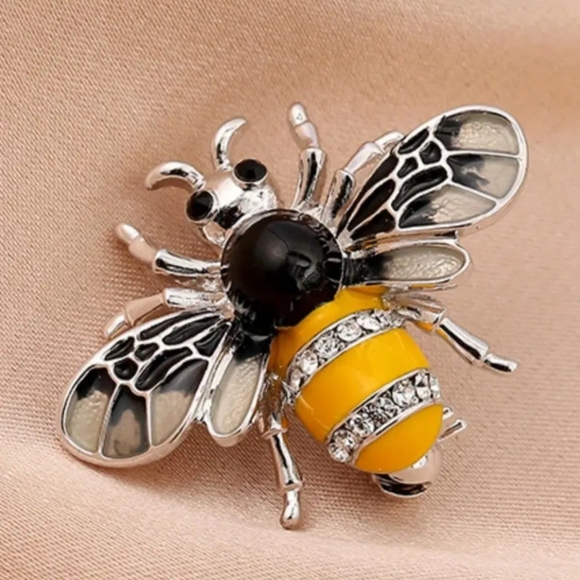Classic Women Luxury Bee Crystal Brooch Rhinesotne  Insect  Brooch - Picture 2 of 2